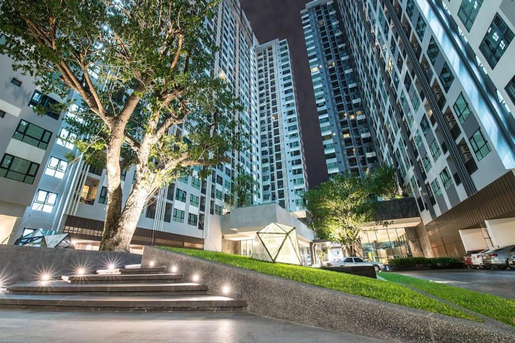 The Base Central Pattaya Seaview Экстерьер фото