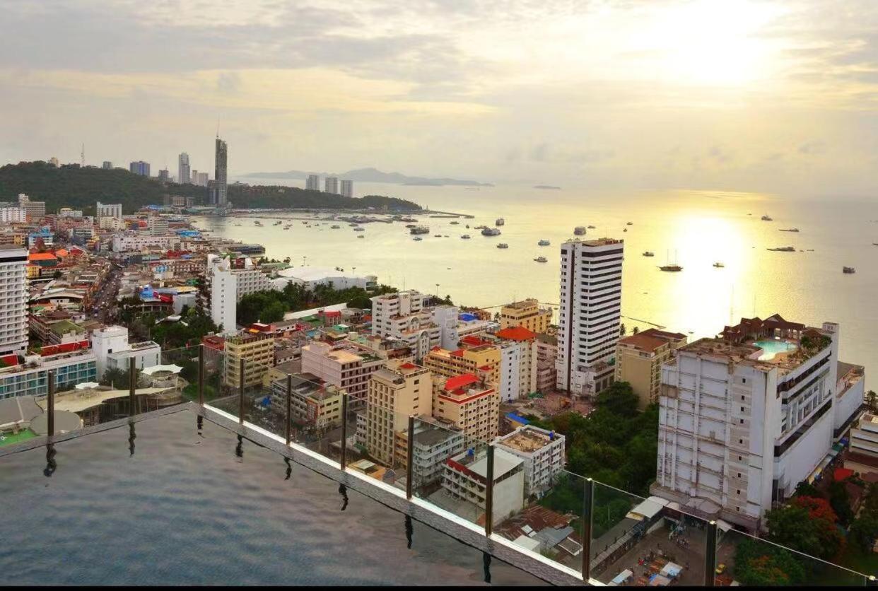 The Base Central Pattaya Seaview Экстерьер фото