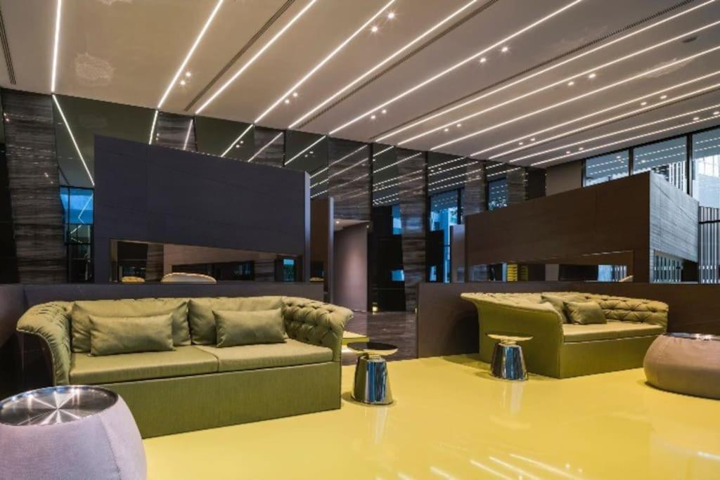 The Base Central Pattaya Seaview Экстерьер фото