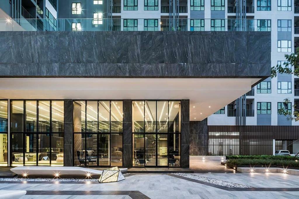 The Base Central Pattaya Seaview Экстерьер фото