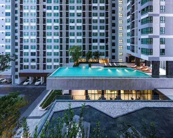 The Base Central Pattaya Seaview Экстерьер фото